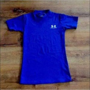 Under armor boys shirt